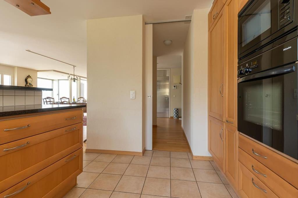 Lakeside-Apartment-1 Grand Appartement Familial Avec Terrasses Et Vue Panoramique เวอเวย์ ภายนอก รูปภาพ
